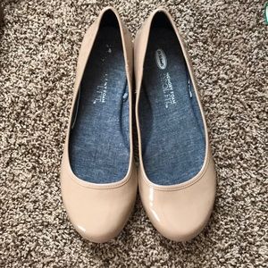 Nude patent leather flats
